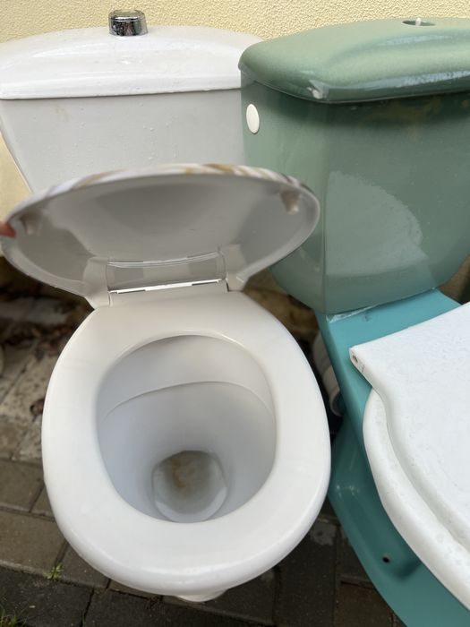 Vand wc cu rezervor si chiuveta cu picior