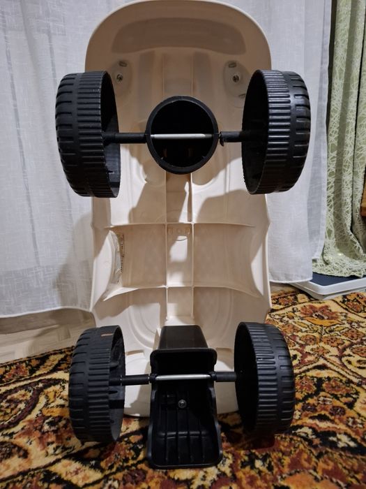 Детская машинка Babycare