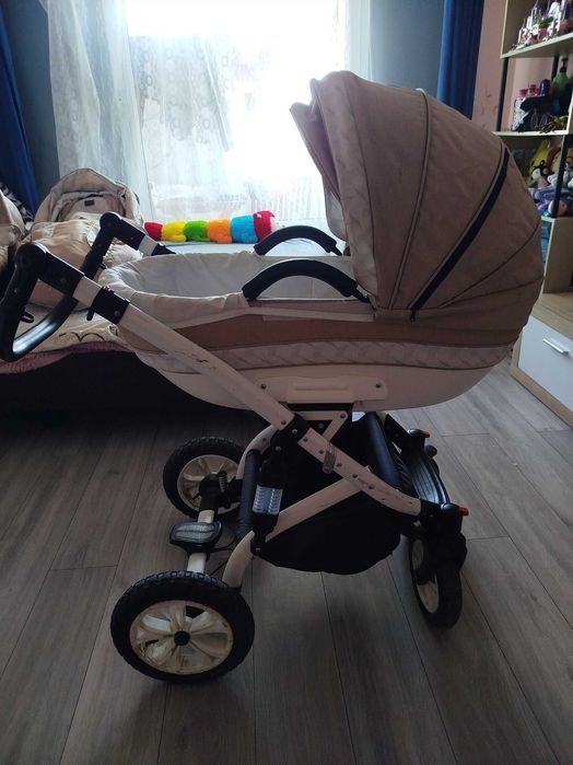 Бебешка количка lorelli mia 3 в 1
