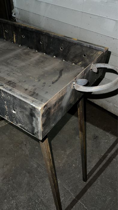 Мангал новый, со съемными ножками