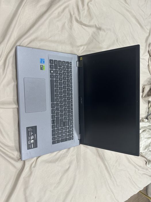 Продам ноутбук   Фирма  Acer
