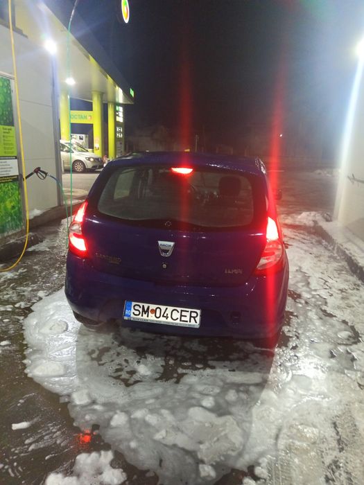 Vând sau schimb Dacia Sandero din 24,11.2009 1.4 benzina și gaz
