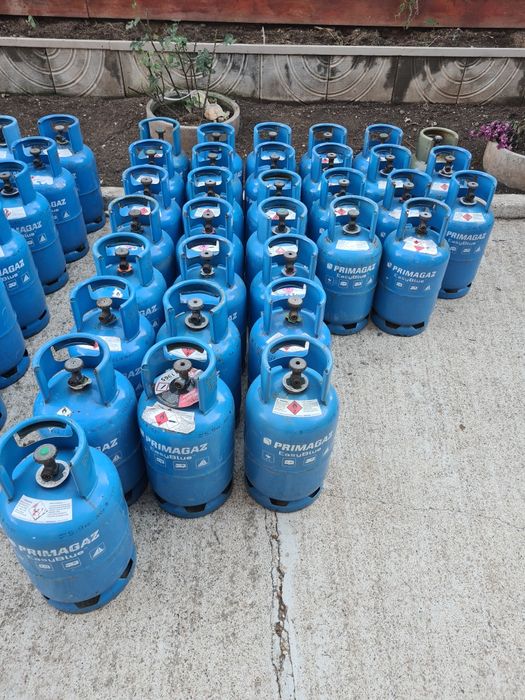 Продавам газови бутилки за кемпер и каравана