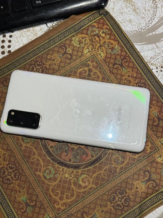 Samsung S20 5G..