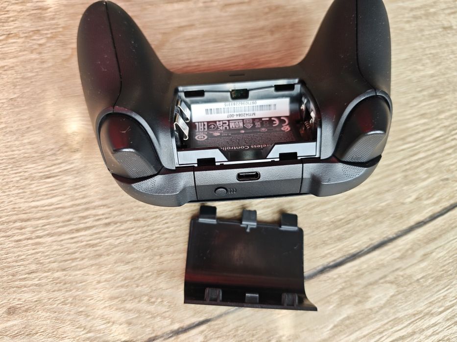 Controller Wireless Microsoft Xbox Series X/S, Black
Cod produs: GA