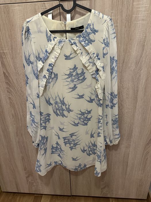 Rochie scurta Oasis crem cu albastru