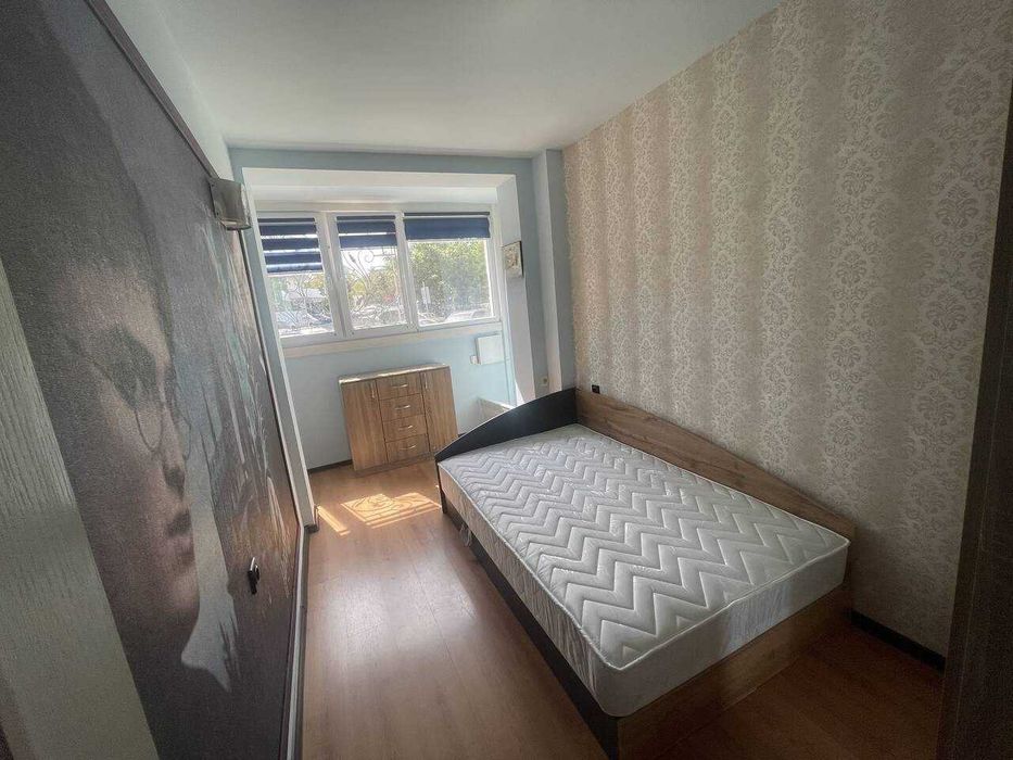 Дава се под наем Тристаен апартамент в Бургас, Лазур - 90 кв.м за 663 € - Снимка #5