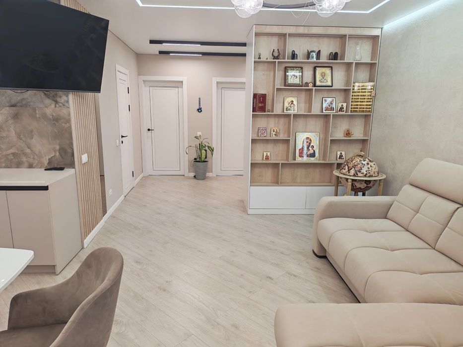 3 комнт. 62,7кв, 3/5, евроремонт,