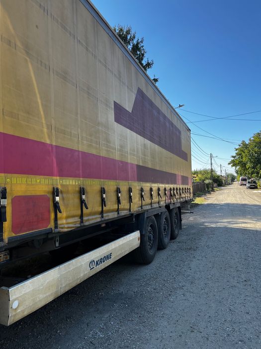 Semiremorca Krone