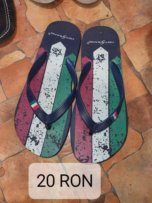 Adidasi , mocasini