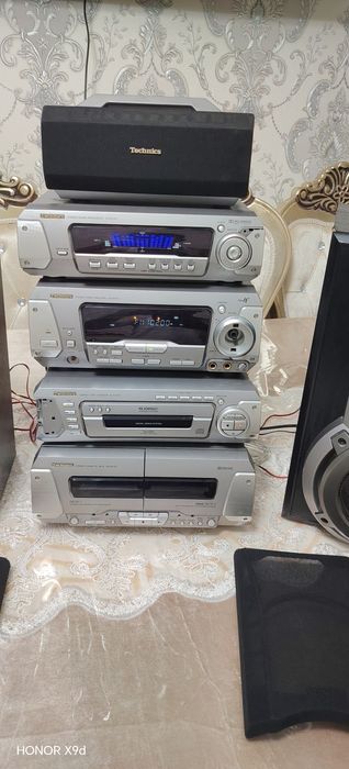 Продаю муз центр Technics.