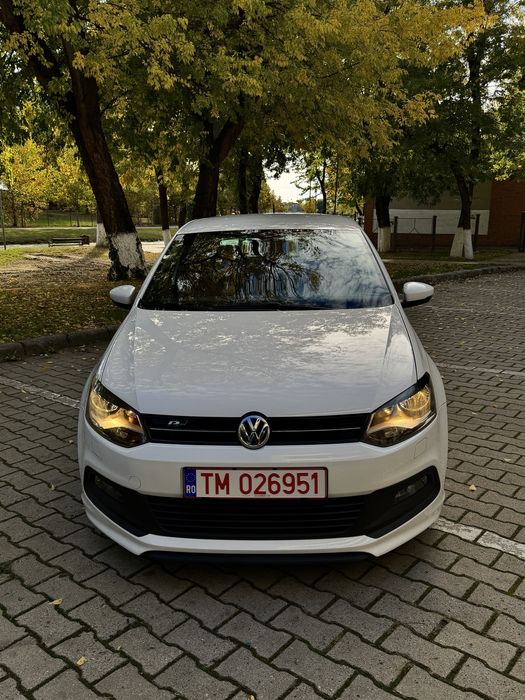 VOLKSWAGEN Polo 2013 — imagine 3