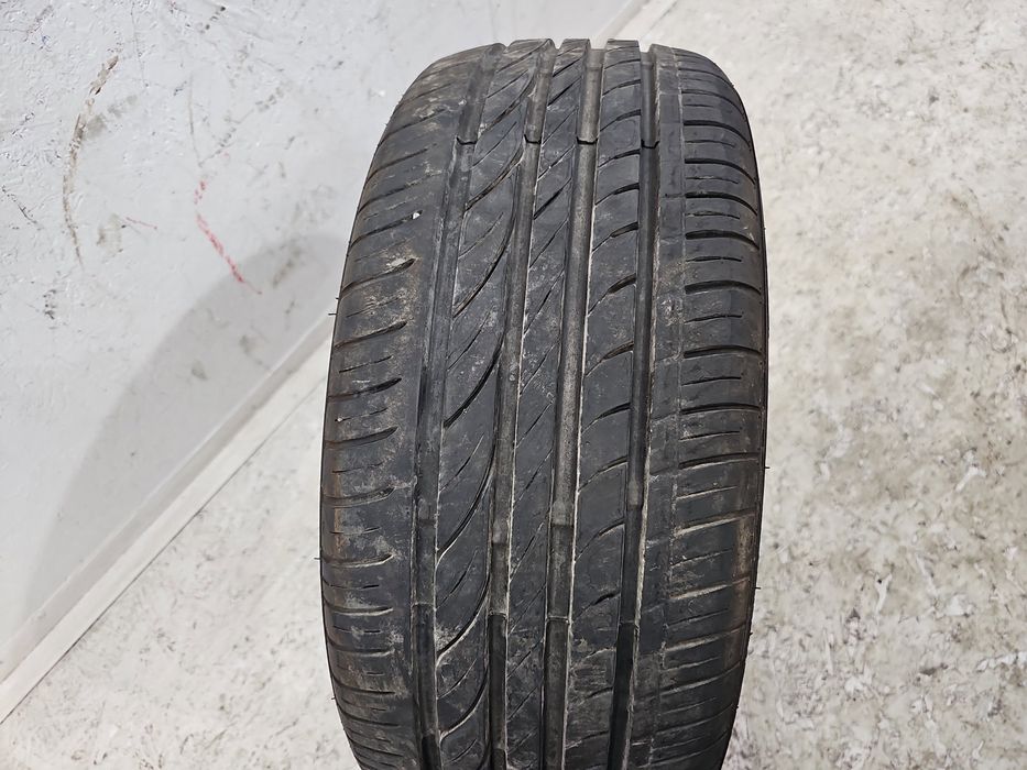 Set 2 anvelope vara Volkswagen Golf 7 (5G) [Fabr 2014-prezent] Hatchba