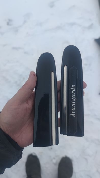 Решетка , крылья . Молдинг w211