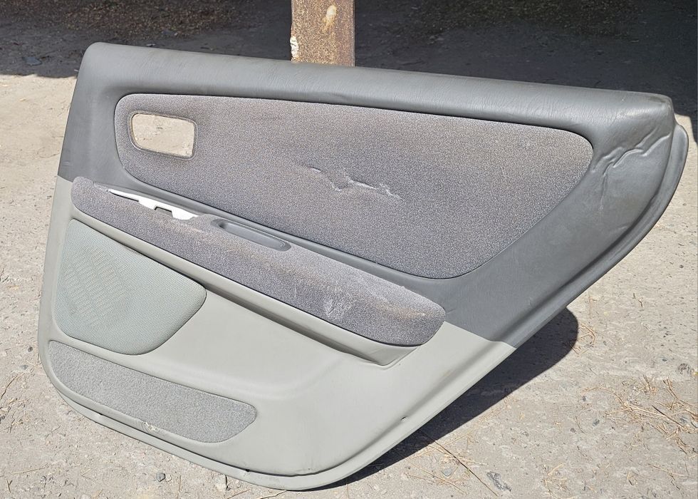 Дверные карты марк 2 100