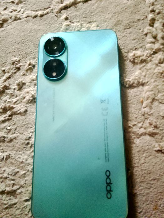 Телефон новый хороший