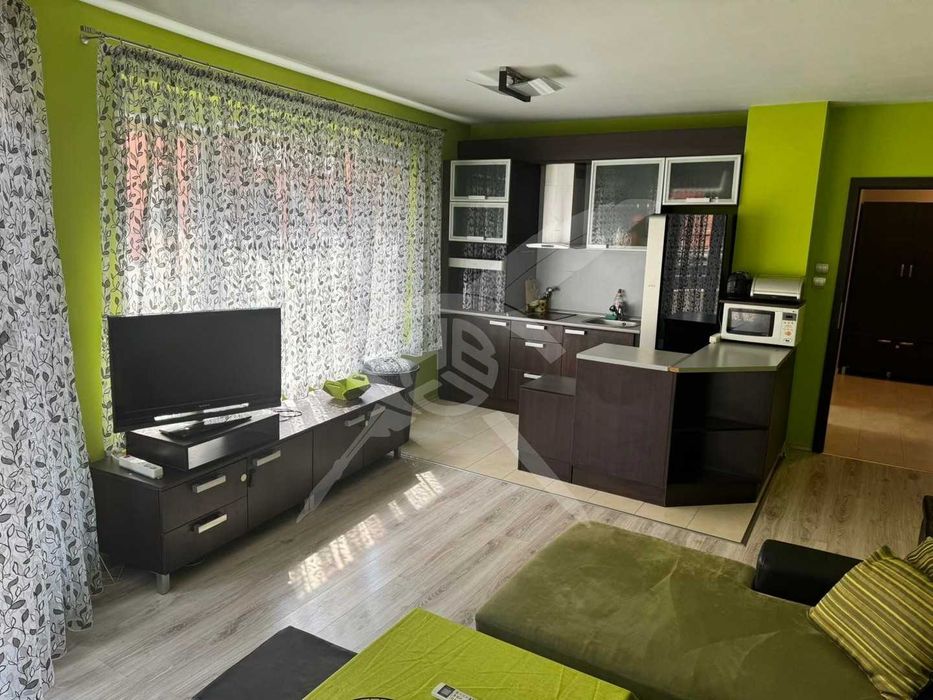 Дава се под наем Двустаен апартамент в София, Център - 65 кв.м за 598.23 € - Снимка #1