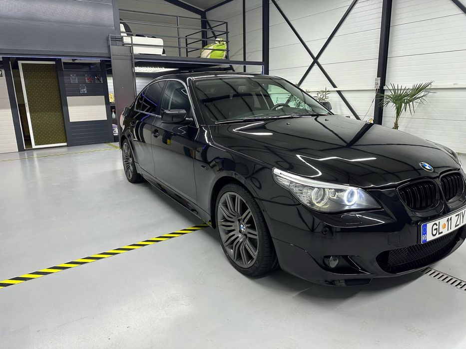 Vând BMW E60 M pachet 2.0 Individual ,foarte dotat.
