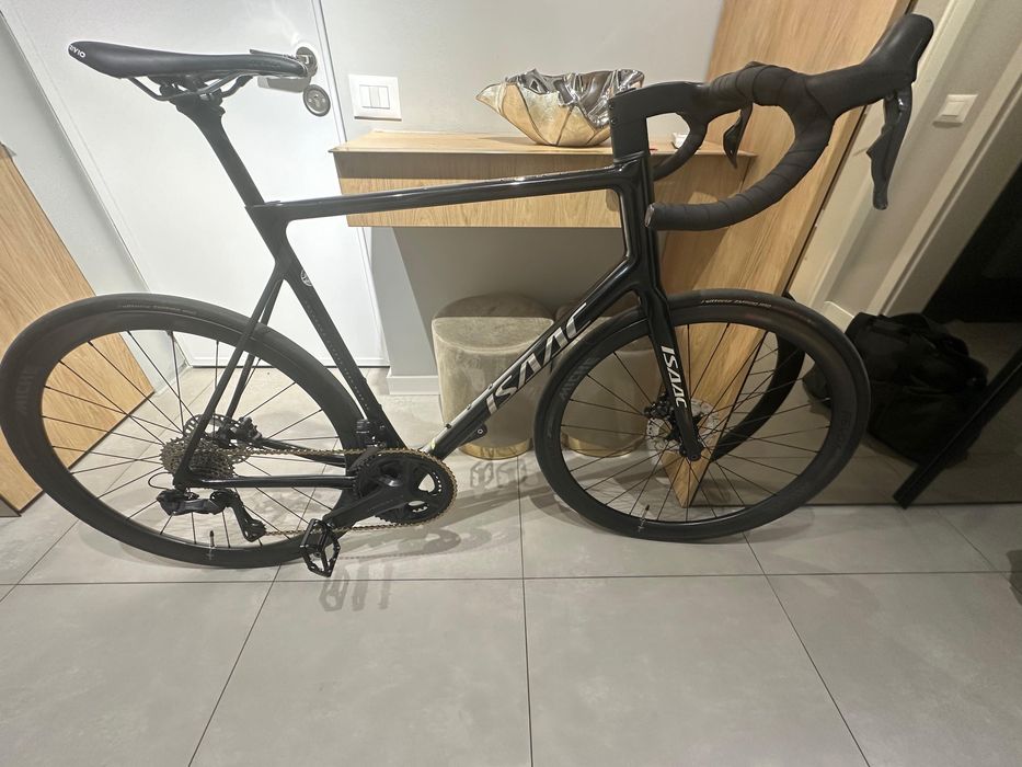 Isaac element 2023 di2x12, roti carbon 7.4kg