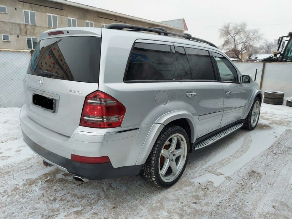 Продам расширители арок на Мерседес GL 164