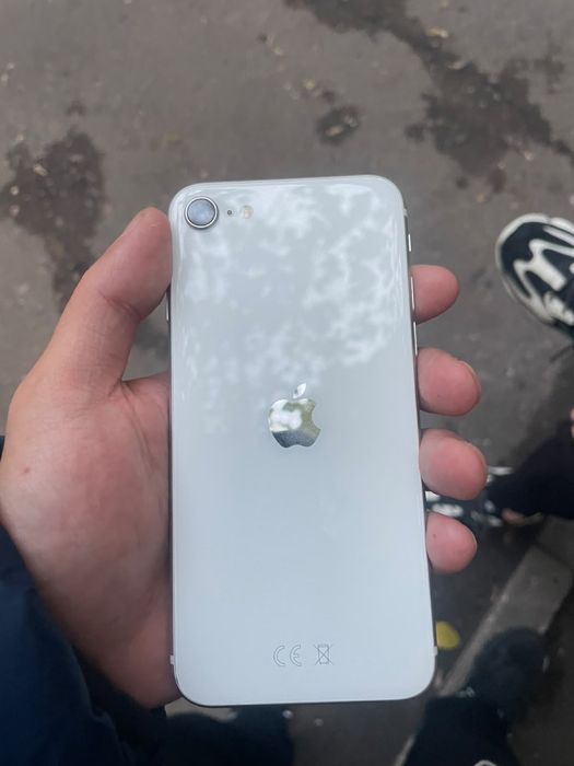Айфон se 2020 64gb