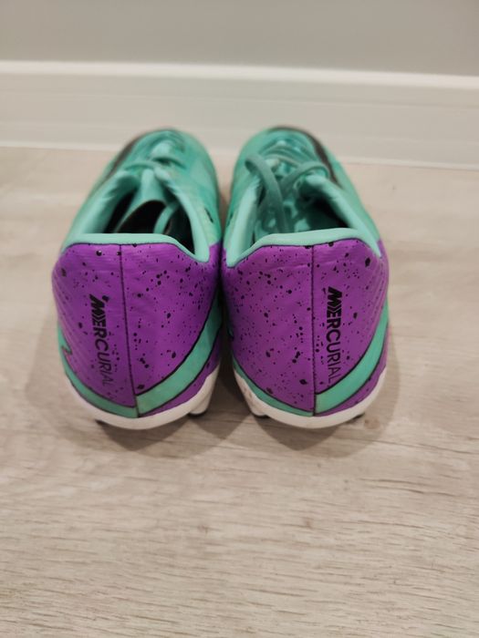 Бутонки Nike  Mercurial Zoom Vapor 15 Academy номер 42.