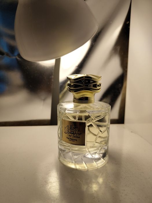 Духи Oud sultan.