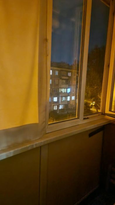Продам 2к квартиру на среднем этаже