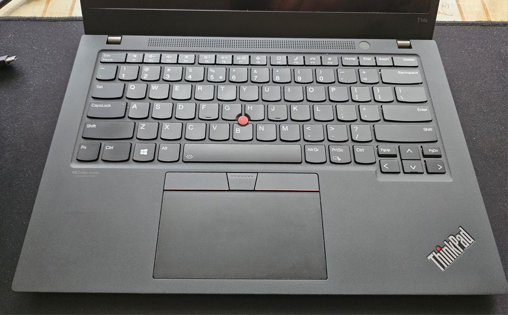 Продавам Lenovo ThinkPad T14s Gen 2 на части