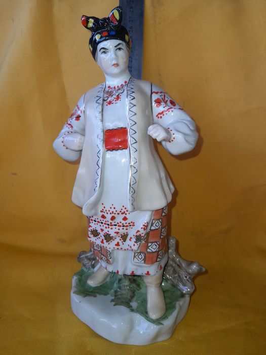 Советские фарфоровые статуэтки