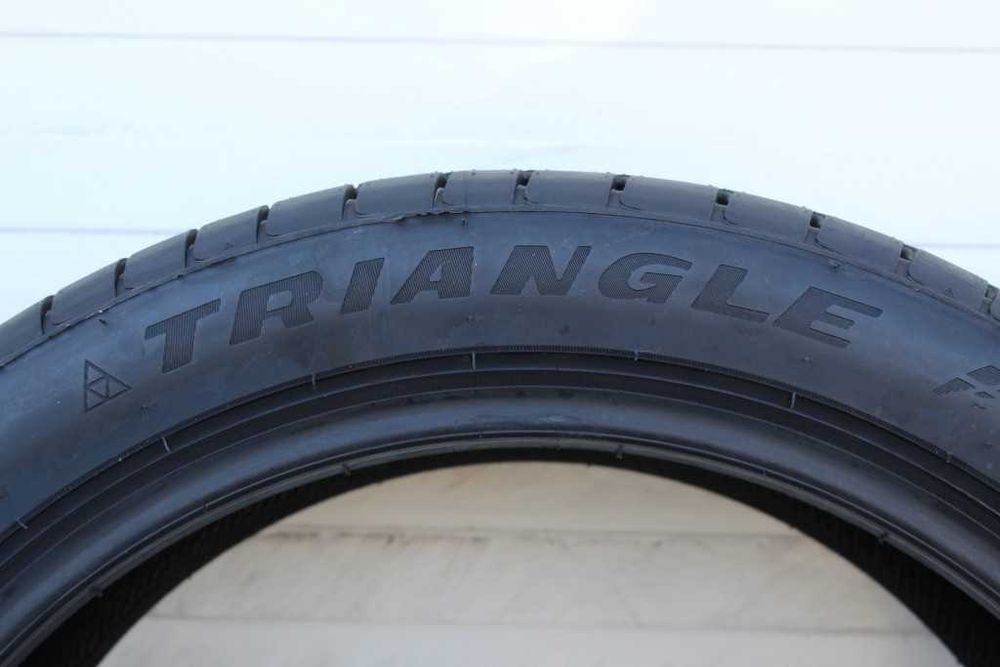 Anvelope vara noi 225/45R18 95Y, XL, Triangle, DOT 2025