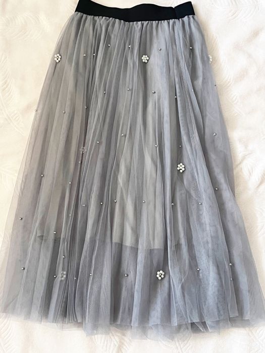 Продается Юбка нарядная