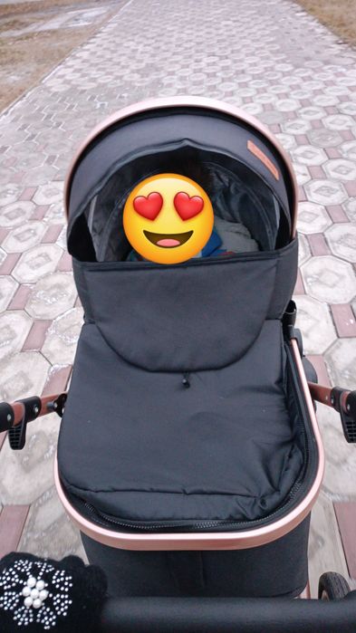 Продам детскую коляску