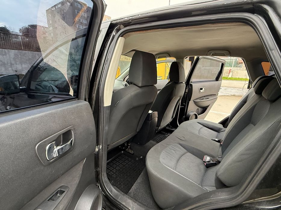 Vand Nissan Qasqai 2007 Diesel 1,5 - 3100 € negociabil