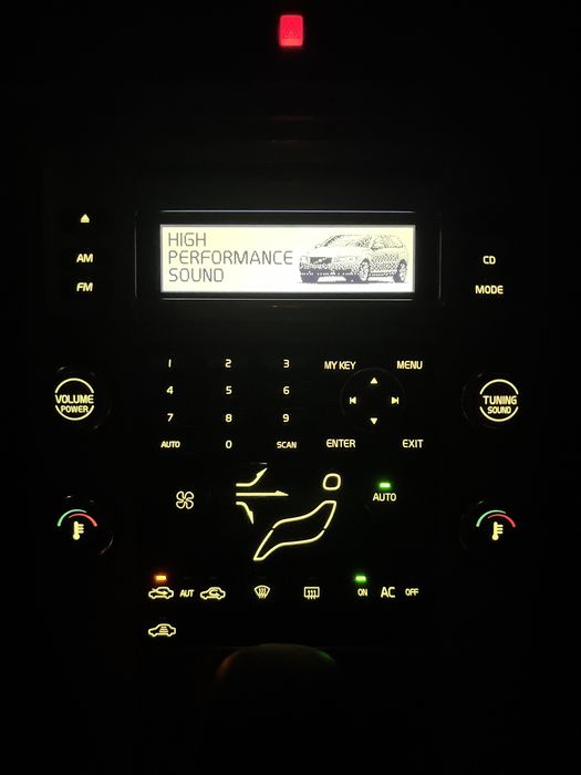 Volvo v70 p3 Двигател Атоматична кутия Компресор Фар Стоп Броня Калник