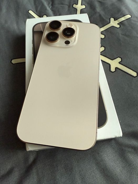 Iphone 16 pro max desert titanium 256 gb