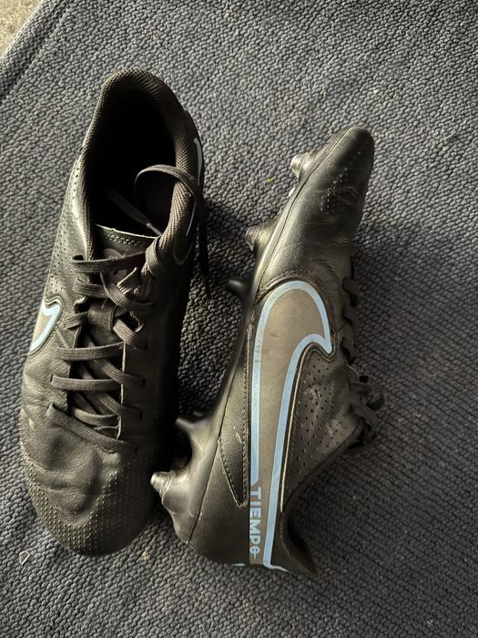 crampoane ghete fotbal nike tiempo
