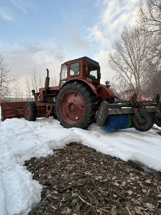 Чистка снега, услуги трактора