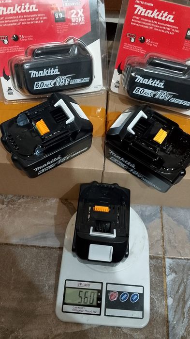 4 baterii Makita de 6A Noi