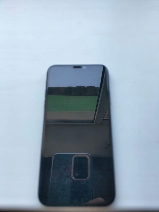 Продам iPhone X