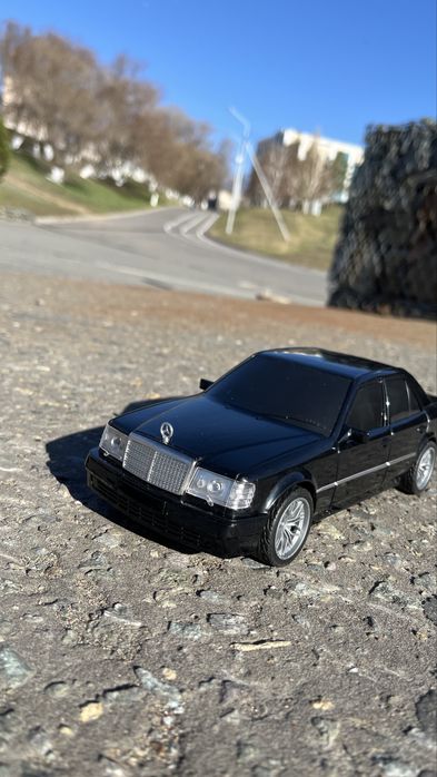 Мерс 124 на радиоуправлении