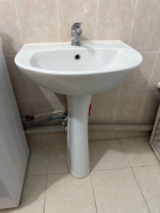 Продам мойку с ножкой