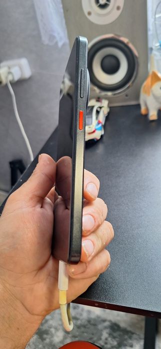 Смартфон ZTE Focus 2 5G 8 ГБ/256 ГБ