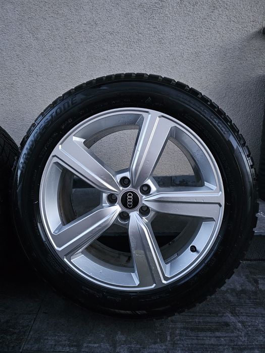 Jante originale ca noi Audi Q7 + Anvelope iarna 255 50 20
