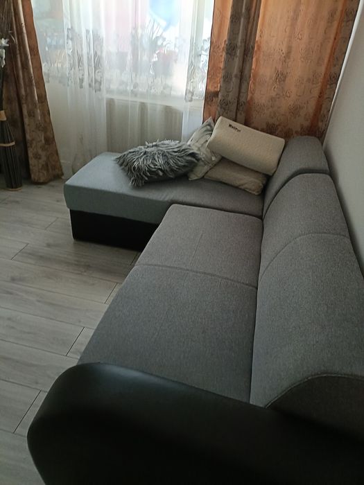 Colțare și canapele