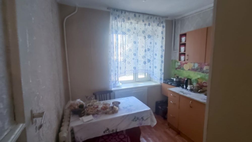 Продам двух комнатную квартиру