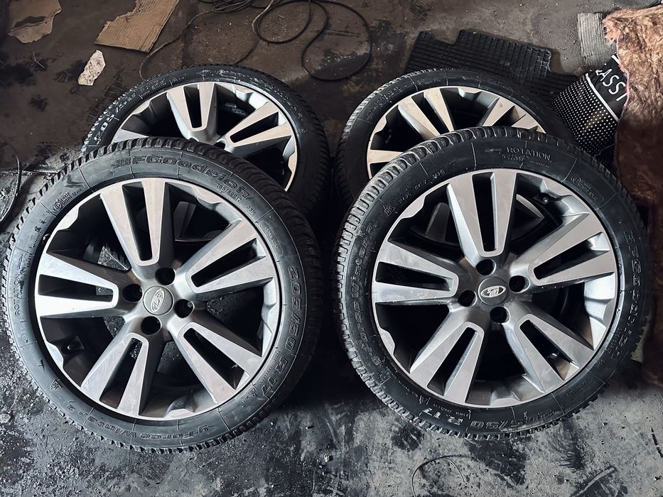 Продам колеса на Lada