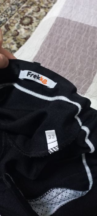 Продам брюки на мальчика