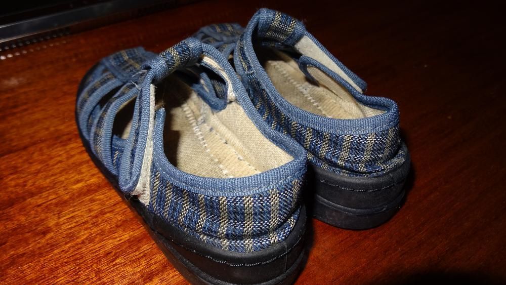 Детски обувки нови за детска градина или за вкъщи