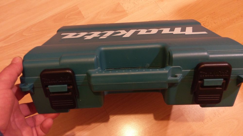 Makita ударен винтоверт